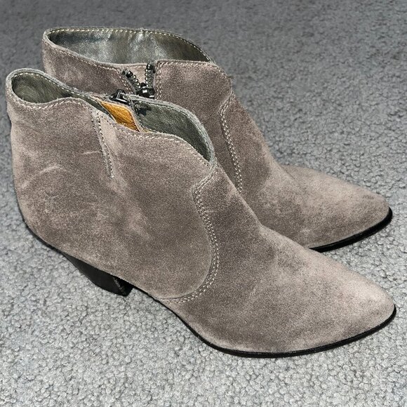 FRYE JENNIFER SUEDE BOOTIES Gray Taupe Side Zip Pointy Toe Heeled Booties 7.5 - Picture 1 of 11